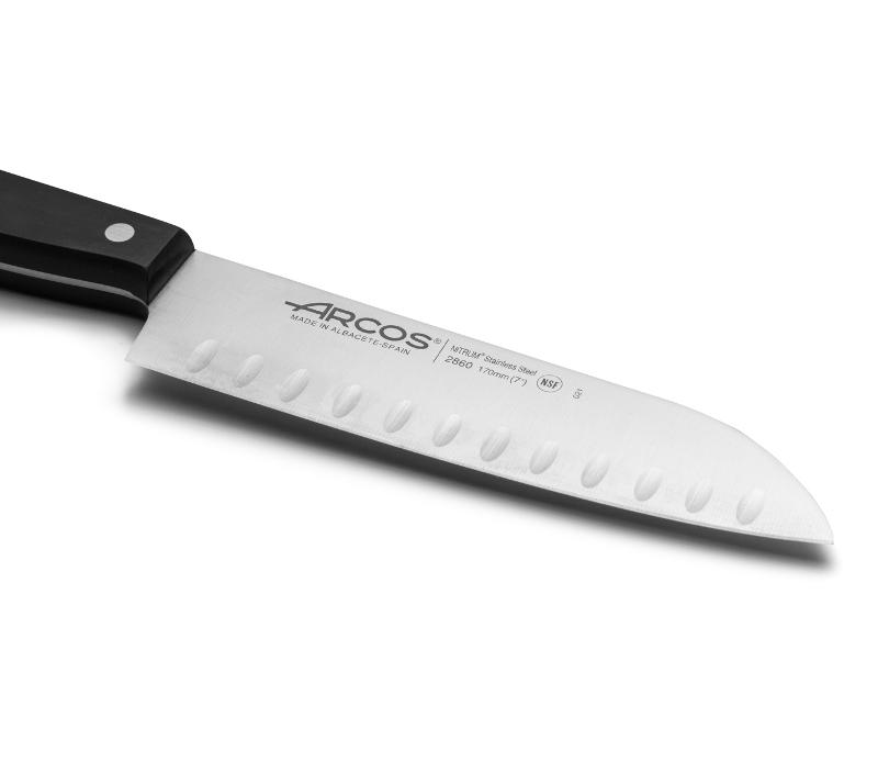 Arcos_ovaalihiottu_santoku_17cm