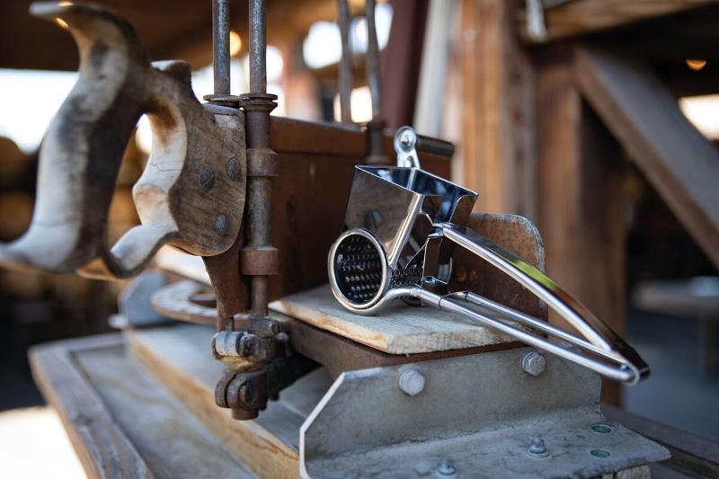 Boska_raastinmylly_juustoille