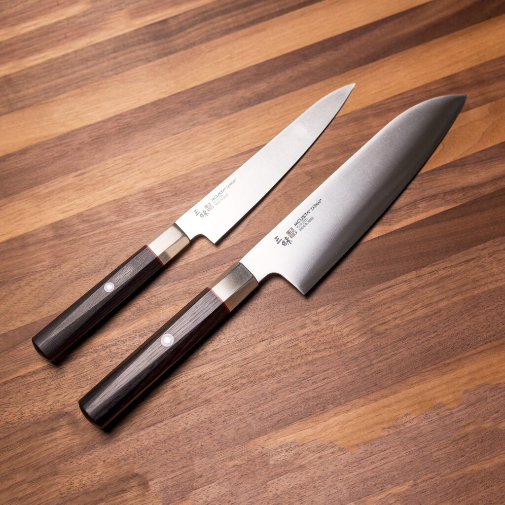 Japanilaiset keittiöveitset
